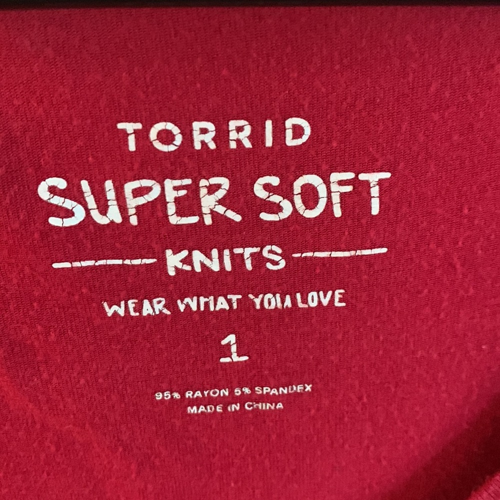 Torrid Size 1 Red soft knit shirt - Picture 2 of 5